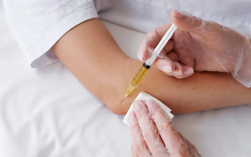 Ello Clínica Dermatologia Rio de Janeiro - Terapias Injetáveis - Infiltração de Corticóide na Pele na barra da Tijuca